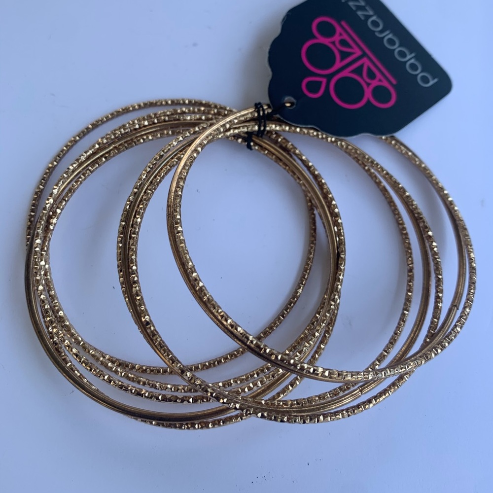 Gold bracelet
